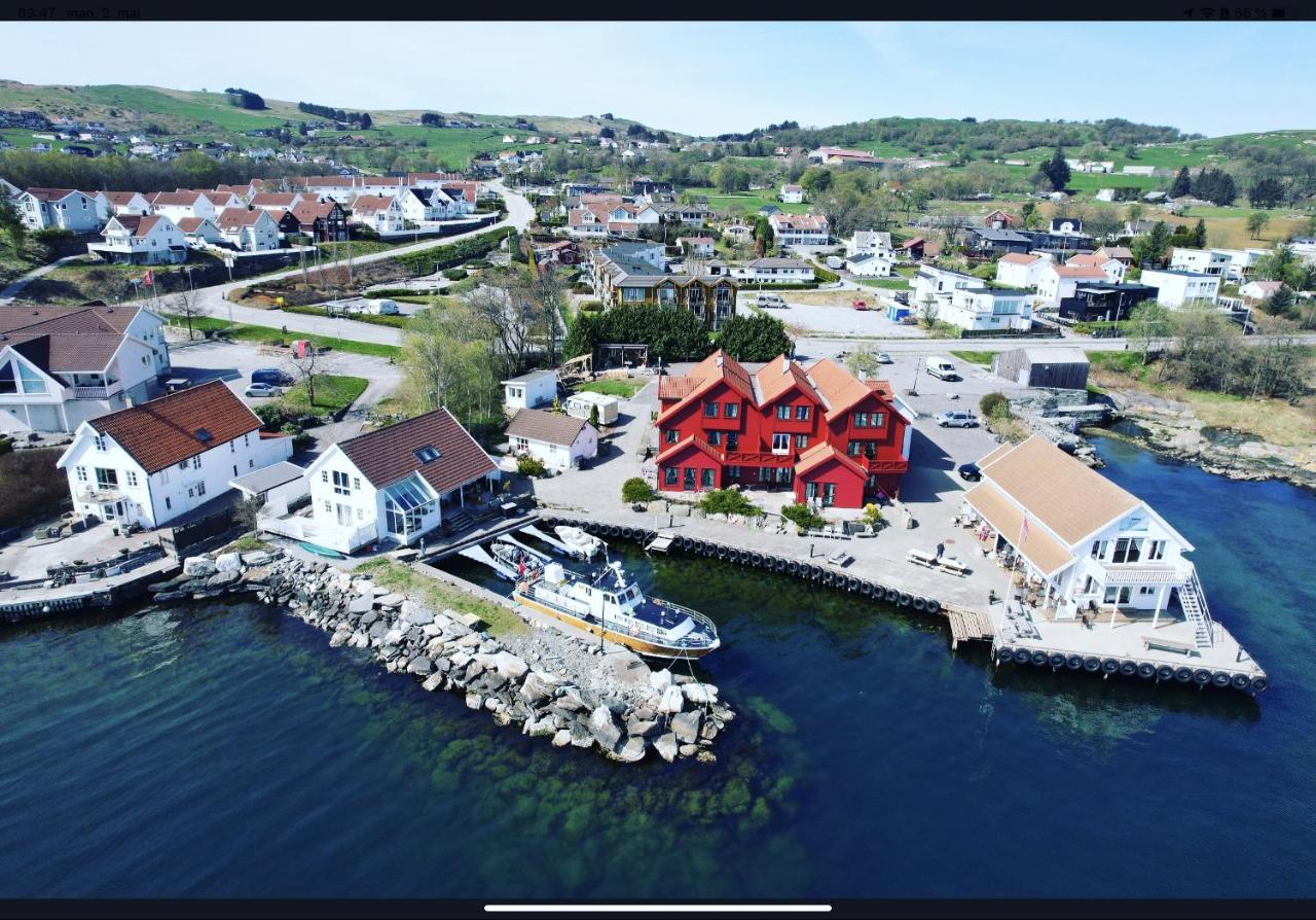 Sjoberg Hotell Og Ferie Leiligheter Osthusvik Екстер'єр фото